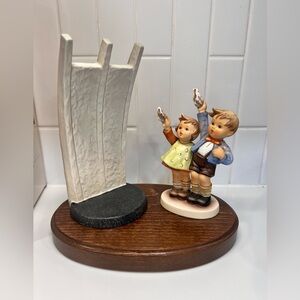 Vintage Hummel Figurine Berlin Airlift Memorial Complete With Box And COA